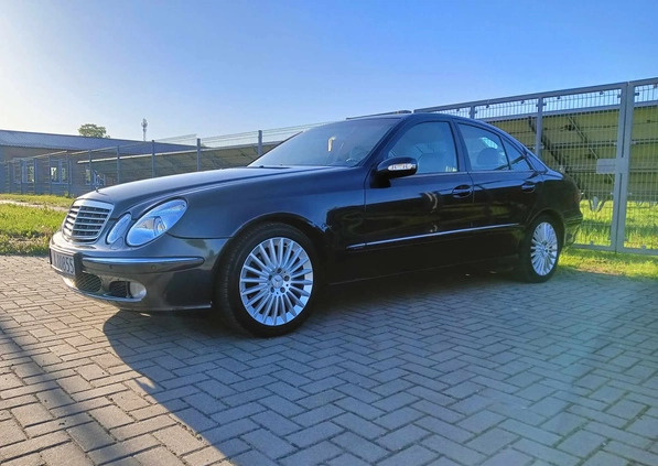 Mercedes-Benz Klasa E cena 22400 przebieg: 329000, rok produkcji 2004 z Świnoujście małe 436